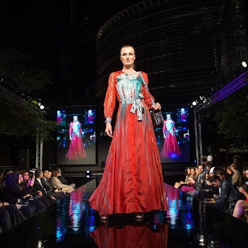 大人女性のロールモデル!madameH(佐藤治子)のおしゃれの秘訣とは?